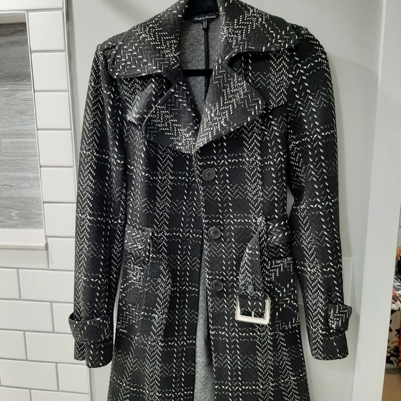 Le Chateau Peacoat - Picture 3 of 3